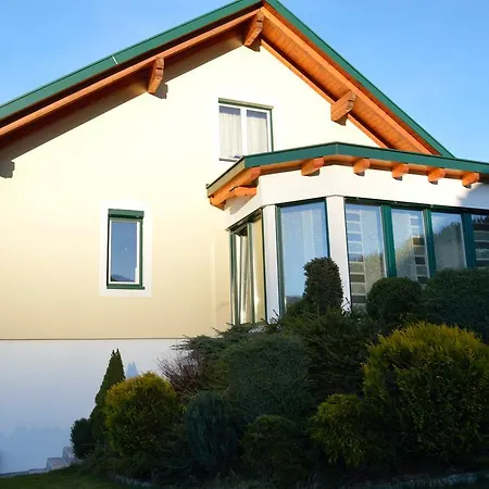 Auszeit Steiraland 2 Mit Jacuzzi Und Swimmingpool Holiday home Sankt Peter-Freienstein