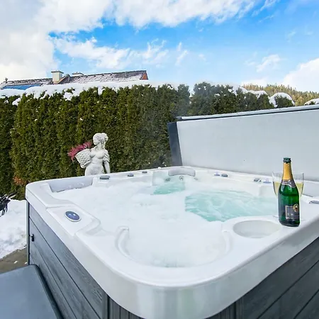 Auszeit Steiraland 2 Mit Jacuzzi Und Swimmingpool Holiday home Sankt Peter-Freienstein