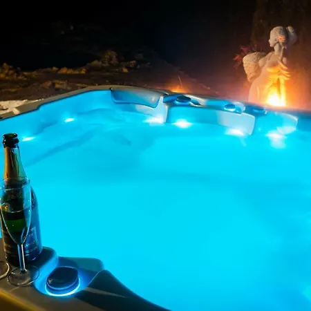 Auszeit Steiraland 2 Mit Jacuzzi Und Swimmingpool Sankt Peter-Freienstein